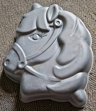 NOVELTY HORSE HEAD SHAPED