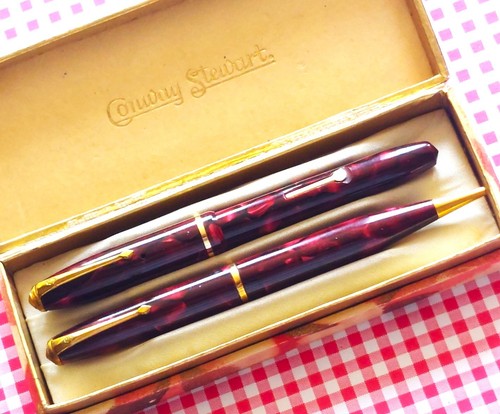 Conway stewart 550 red - 550,