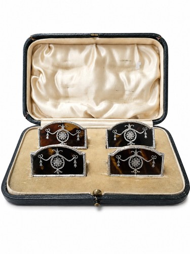 Cased set silver - cased,