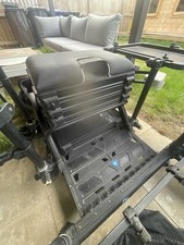 Preston Innovations Absolute 36 Seatbox With Cover  winder trays and footplate