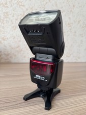 Nikon SB-700 Speedlight Flash