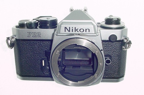 Nikon fe2 35mm film - film, manual