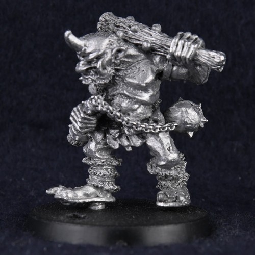 Giant ogre berserker molthog - berserker,