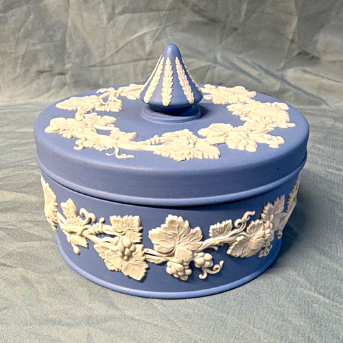 Wedgwood jasperware blue white - jasperware, blue/white