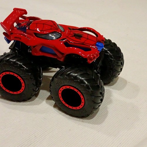 Hot wheels monster truck - hot,