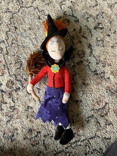 Room the broom witch - room, on