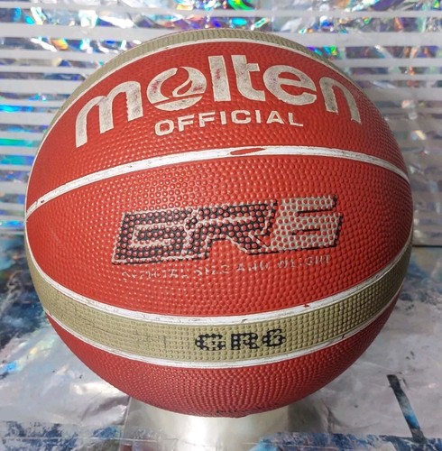 Molten official gr6 size - size, 6