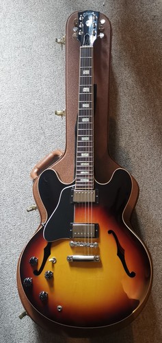 Gibson 335 vintage - es, burst