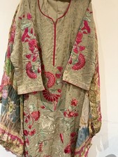 Chicken Kari Embroidered