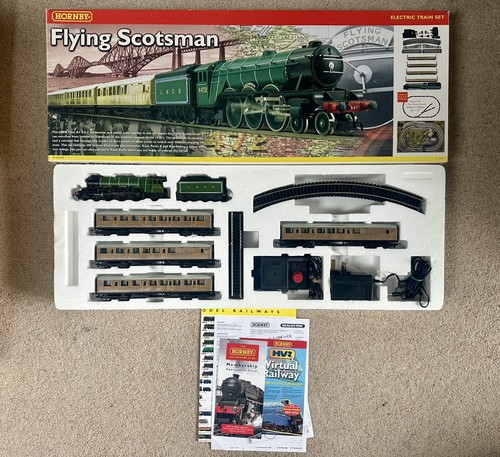Working hornby r1039 flying - oo,