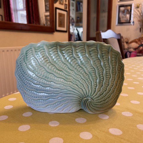 Shorter and son shell style - and,