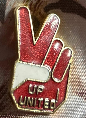 Coffer pin badge manchester - pin, badge-