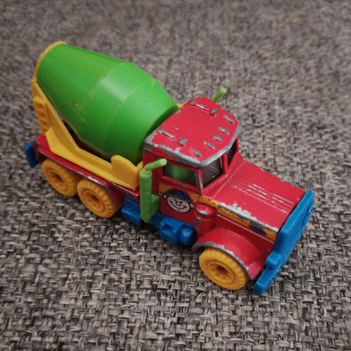 Matchbox peterbilt cement - 1:80,