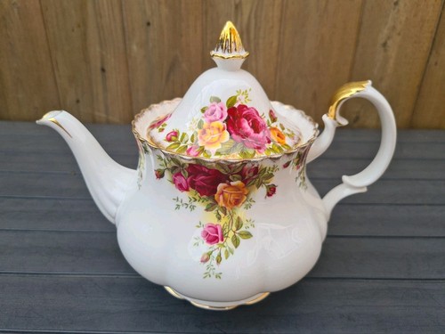 Large vintage royal albert old - royal,