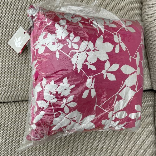 New with tags clarissa - with,