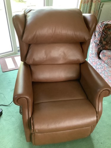 Electric riser recliner chair - electric,