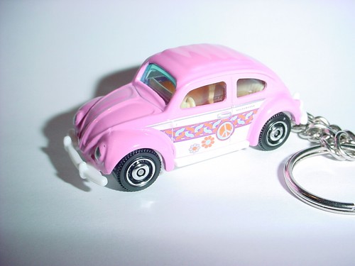 Hot pink beetle custom - 3d,