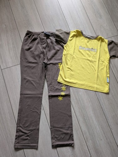 Official brownies uniform - official,