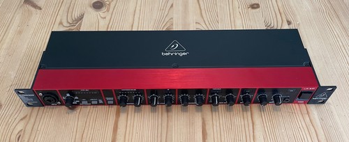 Behringer ultravoice uv1 - behringer,