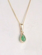 CLASSIC 9ct GOLD SMALL