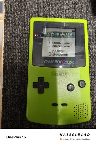Nintendo game boy - boy, kiwi