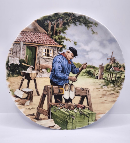 Vintage royal schwabap wall - royal,