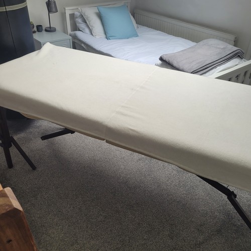 Heavy duty massage couch - heavy,