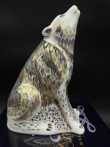 Royal crown derby - royal, wolf