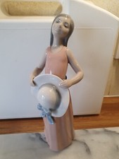 Lladro Nao Figurine "Dreamer