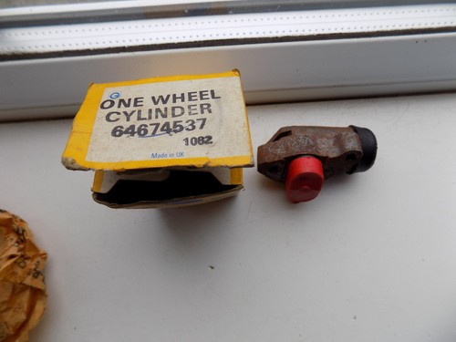 Girling wheel cylinder - wheel,
