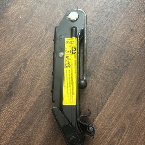Audi car jack 1k0 - 1k0, 031