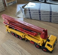 Conrad Mercedes Benz Concrete Pump Putzmeister 1:50 Scale