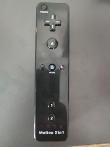 Black wii remote - black, motionplus