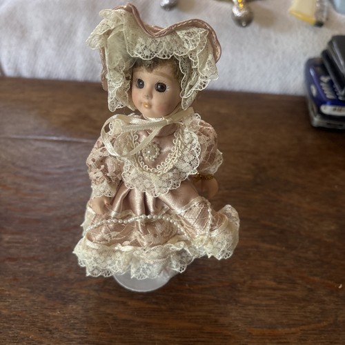 Regency fine arts cecilia doll - fine,