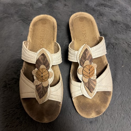 Pavers flower leather sandals - pavers,