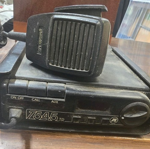 T545tr mobile radio vhf - mobile, vhf/uhf