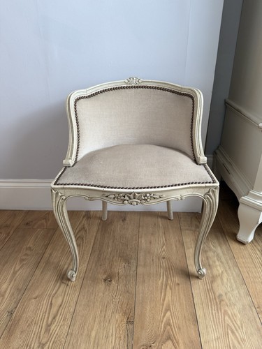 Vintage louis style bedroom - vintage,