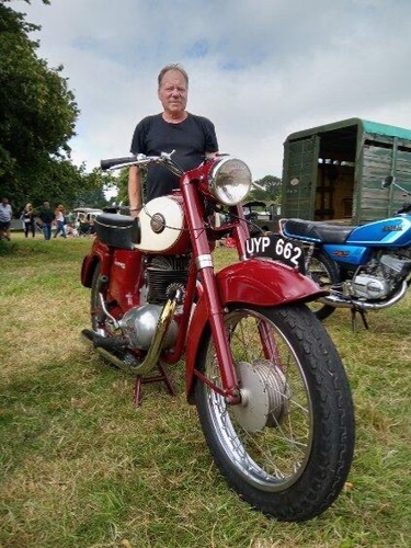 1957 james commodore - 1957, l25