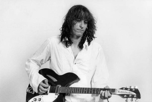Peter buck rem posed - of, studio