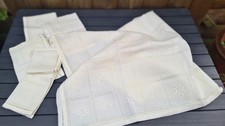 STUNNING VINTAGE IRISH LINEN 