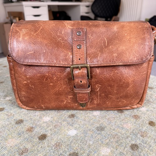 Ona the bowery brown leather - -,