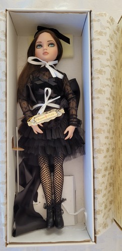 Ellowyne wilde doll just - wilde,