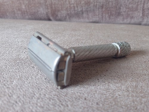1950 gillette aristocrat jr - 1950's,