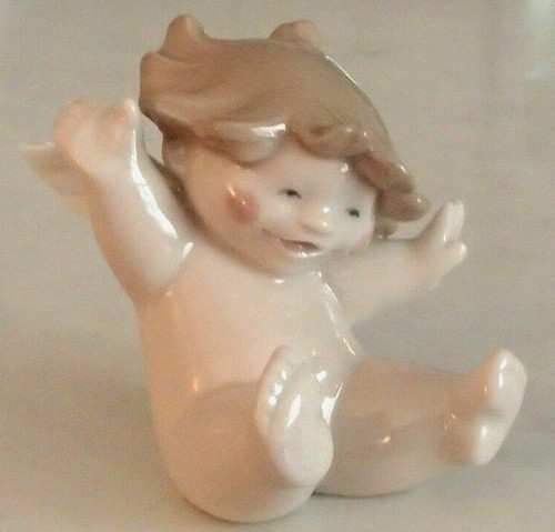 Nao lladro 5004 - 5004, "giggles!"