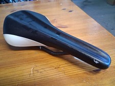 Fizik Antares vs Carbon Rails