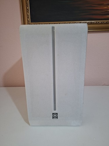 Yamaha p270 powered - sw-p270,
