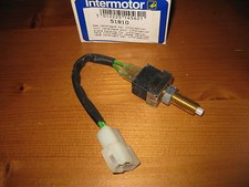 BRAKE LIGHT SWITCH - FITS: TOYOTA CELICA RA28 & COROLLA CORONA & 1000 (1974-79)