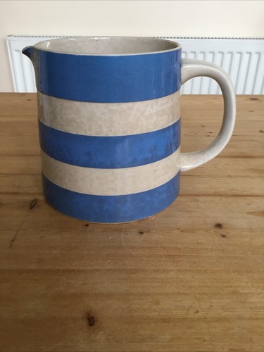 Vintage green cornishware - g,
