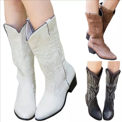 Women pointed toe - toe, cowgirl