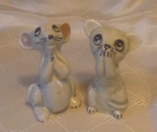 Vintage little grey - grey, mice